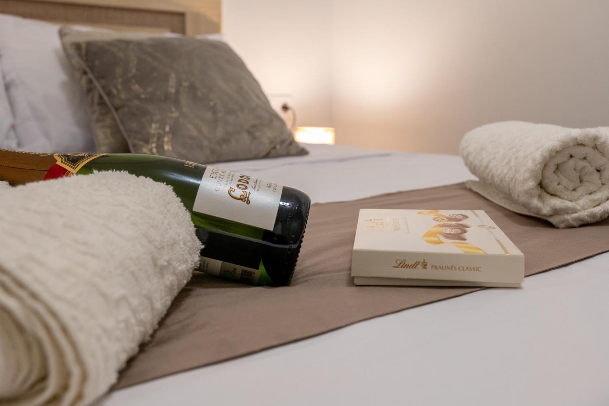 Apartamento Turistico Lux Center Valencia Buitenkant foto