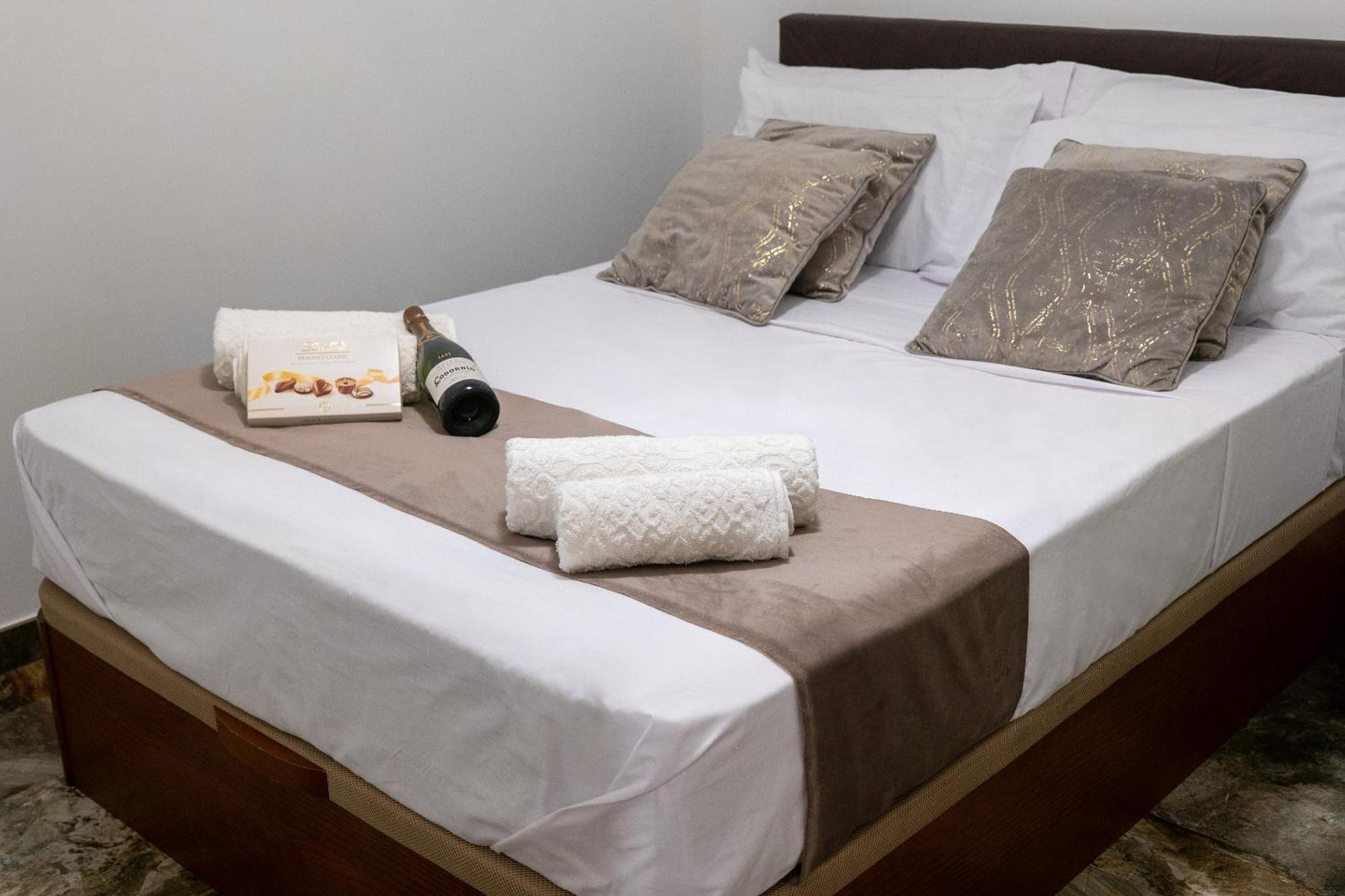 Apartamento Turistico Lux Center Valencia Buitenkant foto